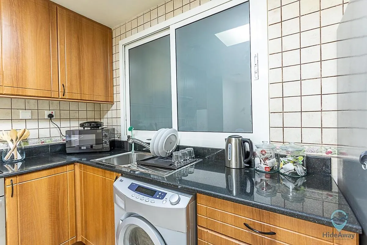 1 Bedroom Blue Chic Dubai Marina, Steps To Beach! 公寓