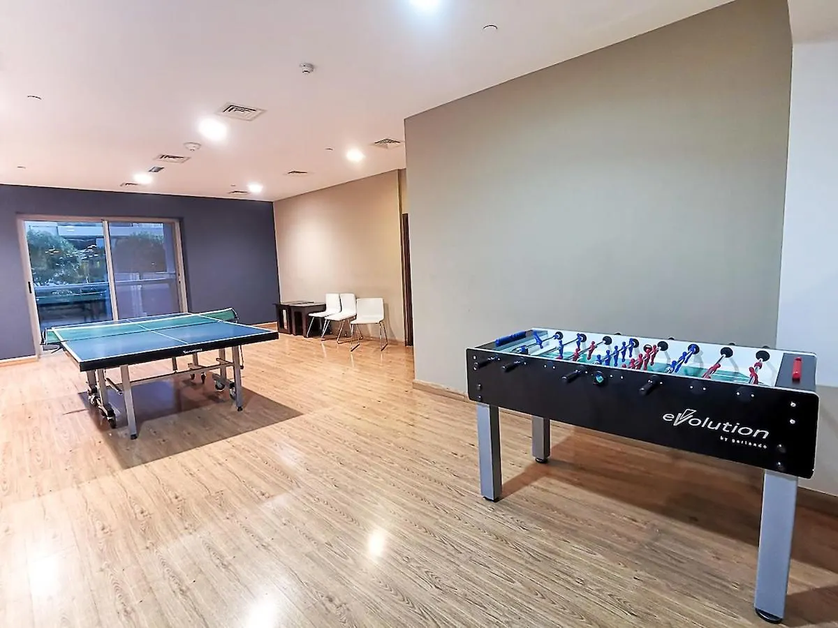 公寓 1 Bedroom Blue Chic Dubai Marina, Steps To Beach!